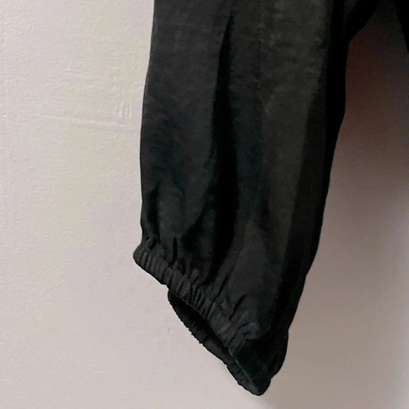 Fashion Nova tie front top - Picture 6 of 6